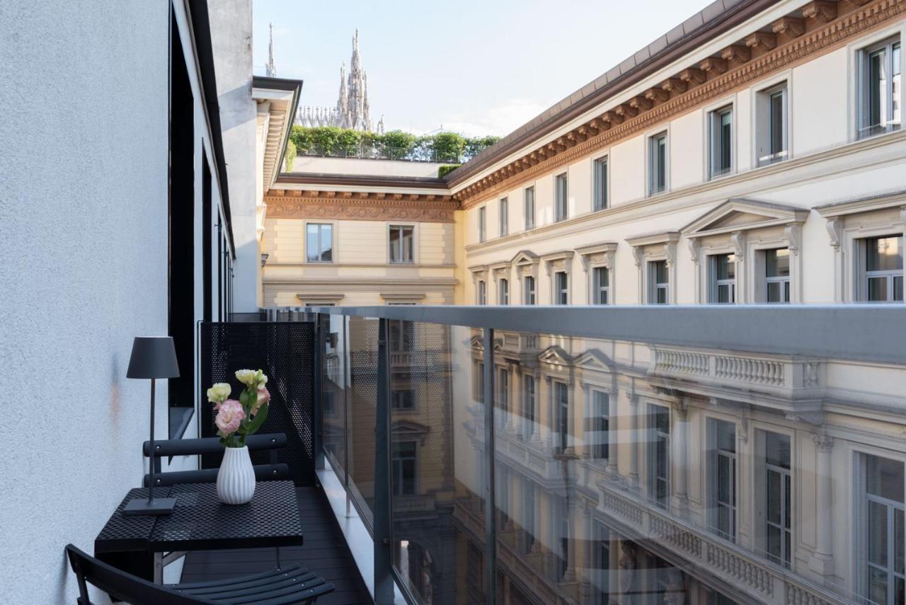 Bmore Duomo - Luxury Apartments Near Duomo Milan Bagian luar foto